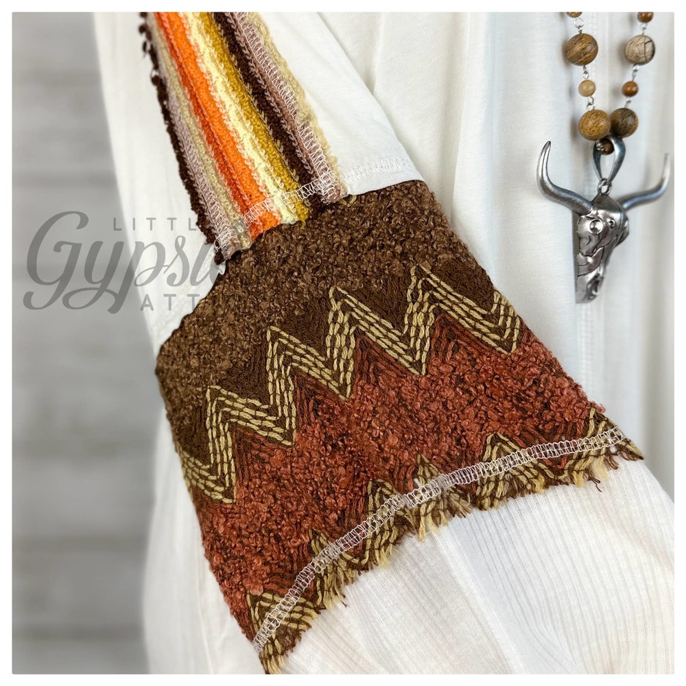 POL Out and About with Print Top - Picture 2 of 14